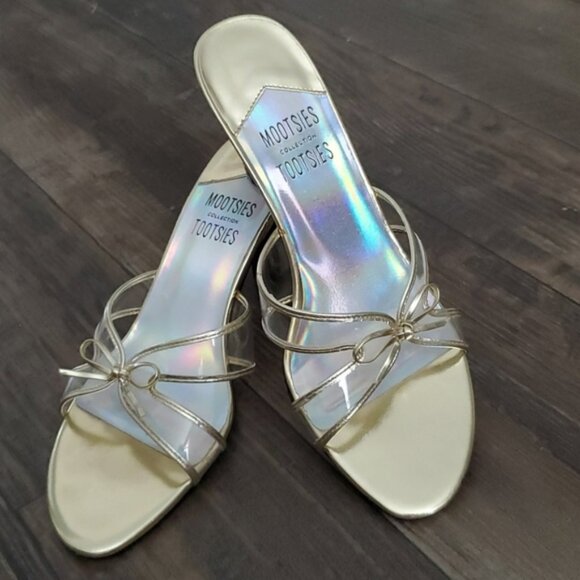 Mootsie Tootsies Bow Front Metallic Gold Mules - Picture 1 of 7